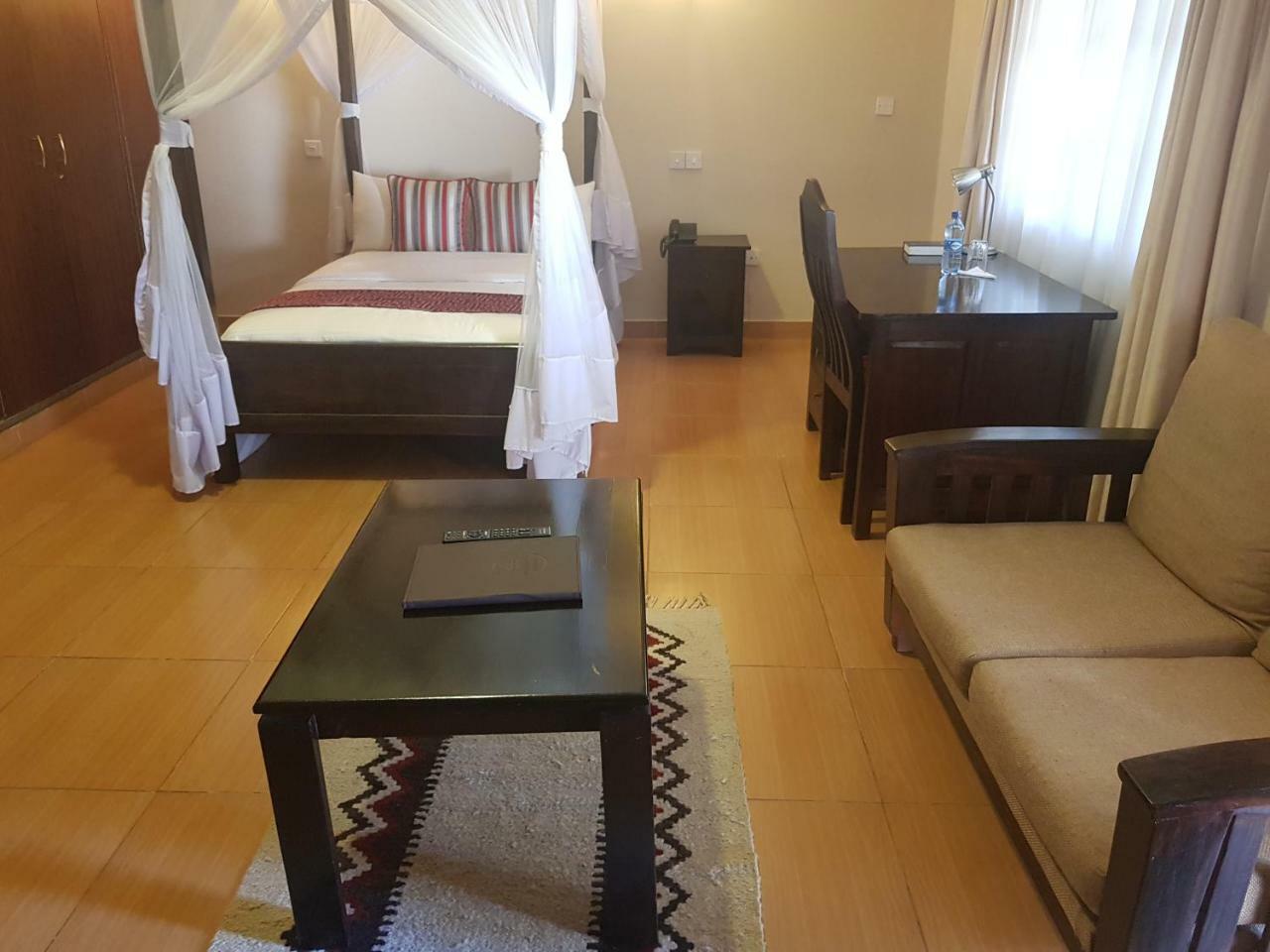 Margarita House Hotel Найроби Екстериор снимка